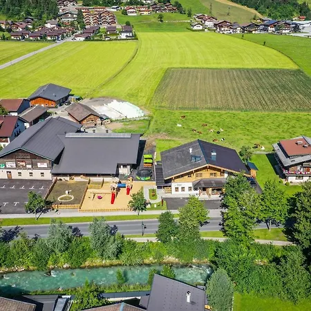 Schiefergut Family Resort Flachau Feriegård
